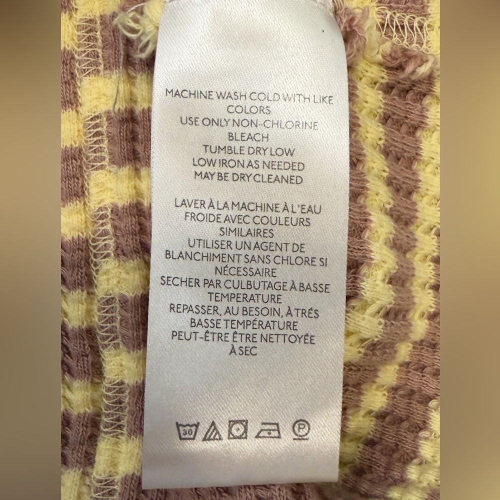 We The Free Pretty Little Thermal Long Sleeve Top Size Small Yellow Brown - Picture 10 of 13